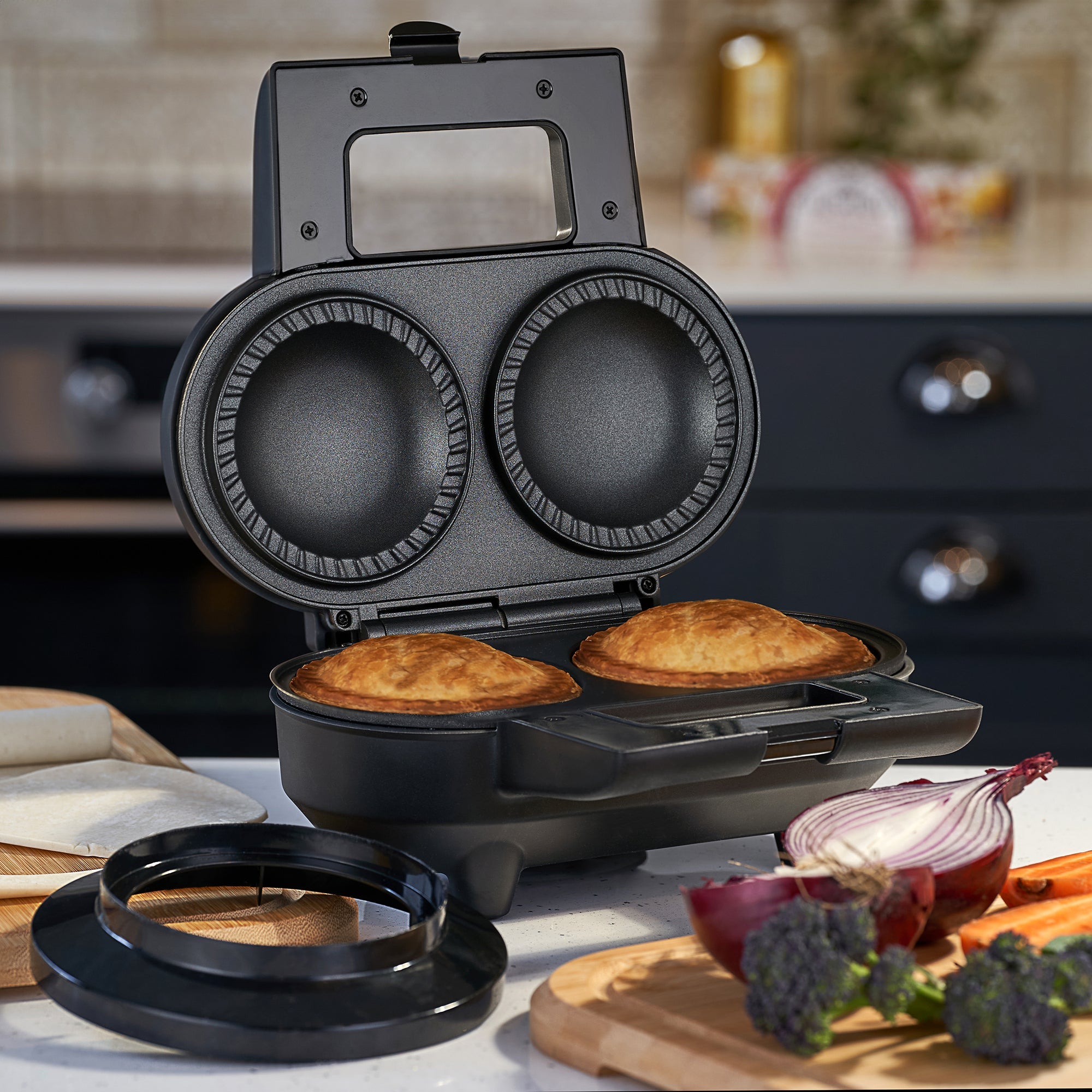 Deep Fill Pie Maker | 2 Pie