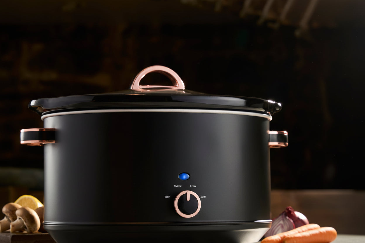 8L Slow Cooker | Black / Rose Gold