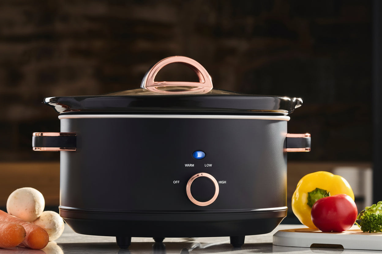 3.5L Slow Cooker | Black / Rose Gold